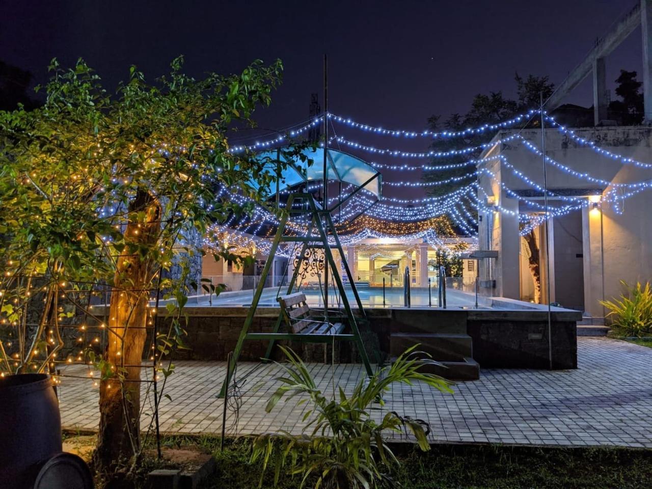 폴로나루와 Royal Nest B&B 외부 사진